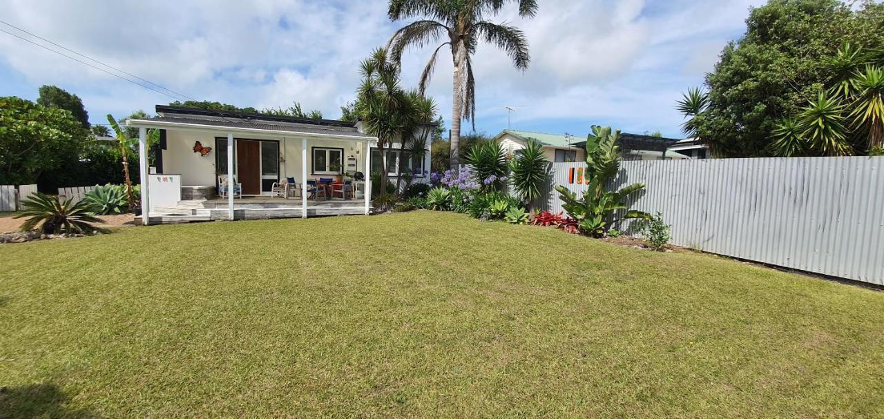 Quintessential Kiwi Bach Villa Oneroa Exterior photo